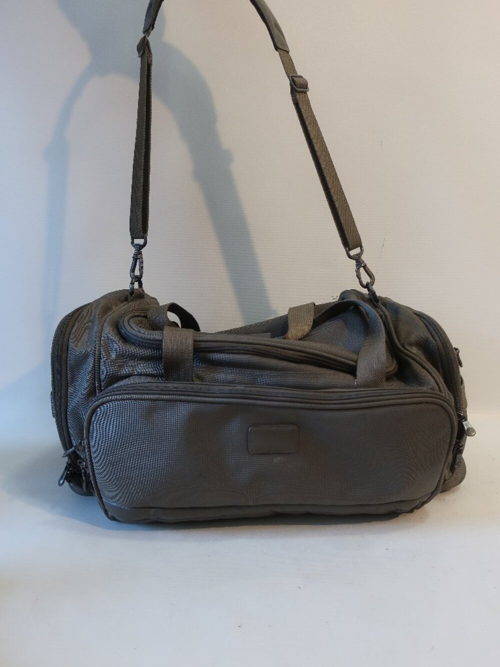 Mens Andiamo Gray Large Nylon Duffel/Travel Bag